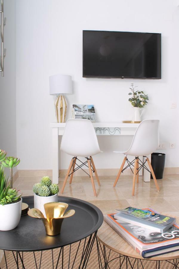 Ancha Del Carmen Ave Centro Malaga Madmar Lujo New Zambrano Appartement Buitenkant foto