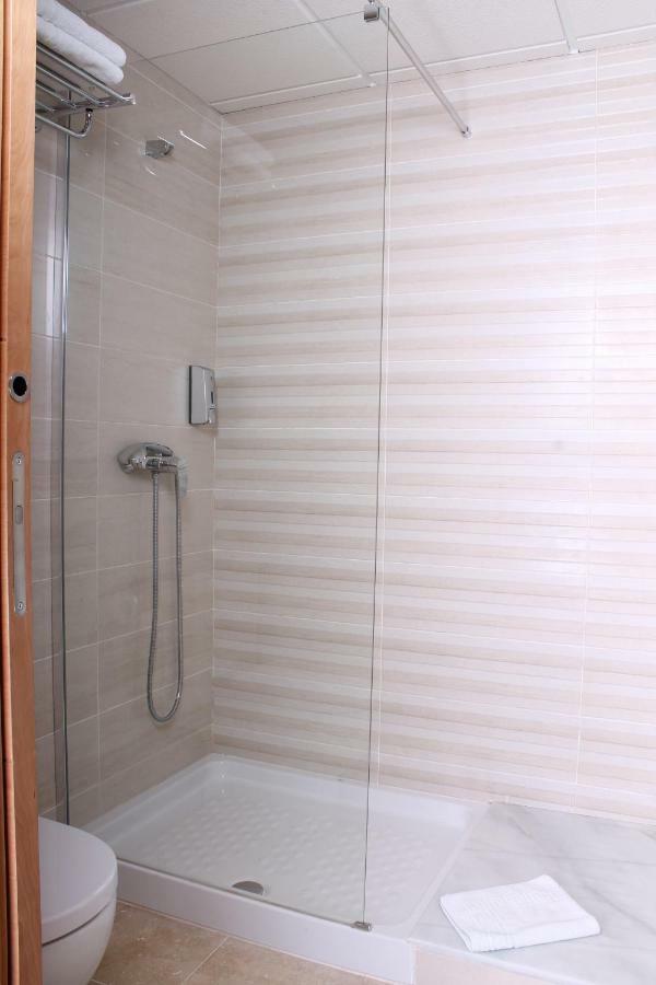 Ancha Del Carmen Ave Centro Malaga Madmar Lujo New Zambrano Appartement Buitenkant foto