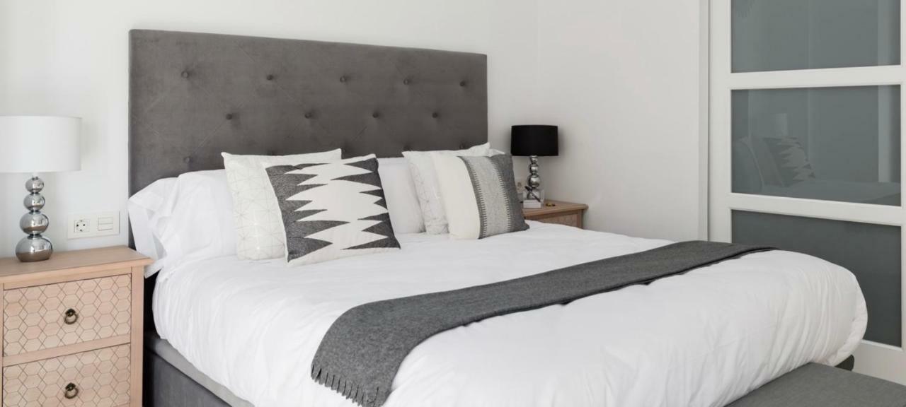 Ancha Del Carmen Ave Centro Malaga Madmar Lujo New Zambrano Appartement Buitenkant foto